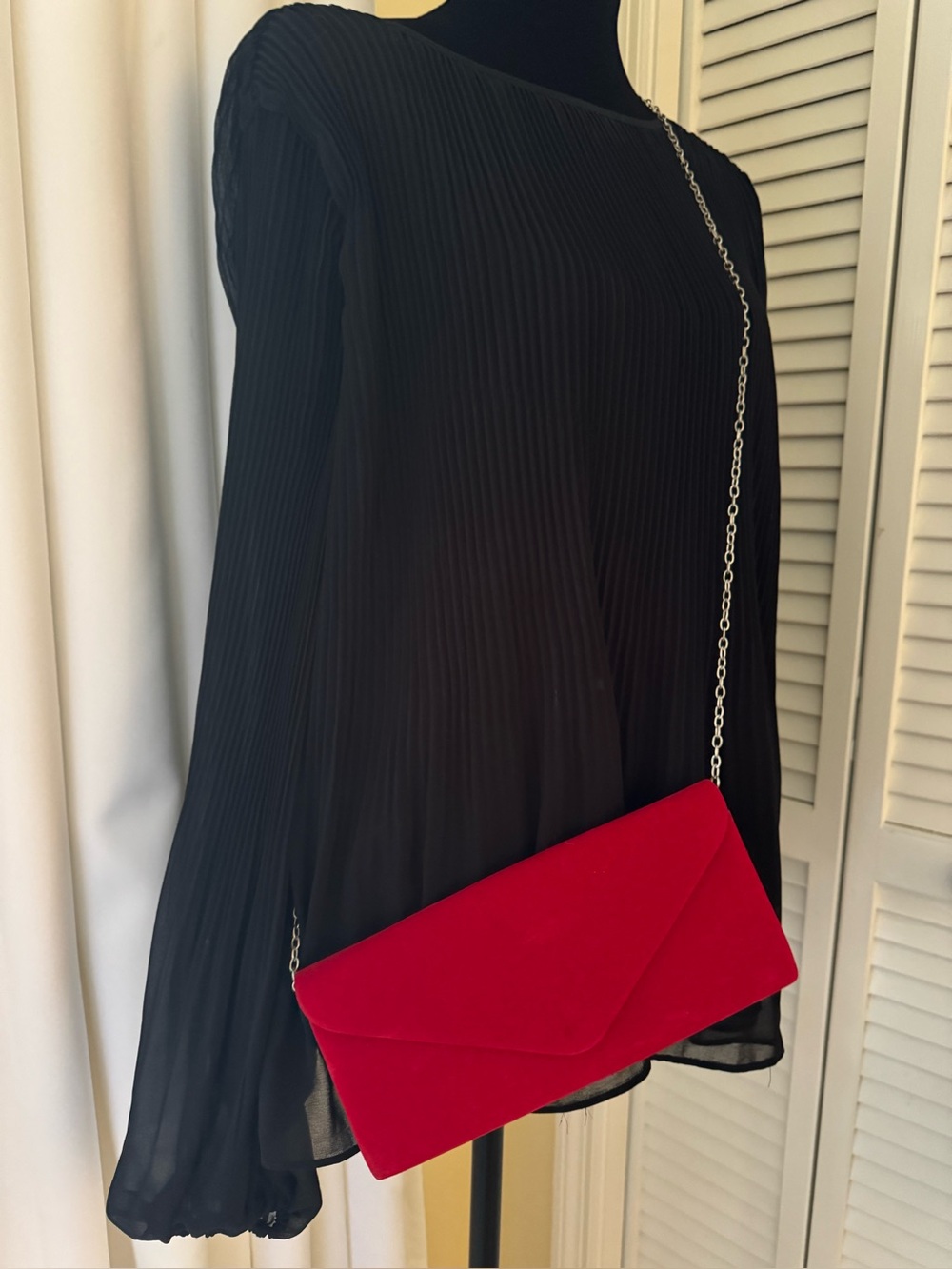 Halogen Black Women's Blouse - V-Neck Solid Top